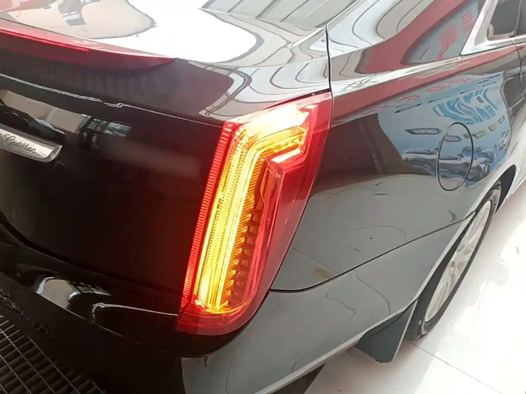 Cadillac XTS — миниатюра 8