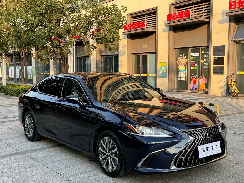 Lexus ES — миниатюра 3