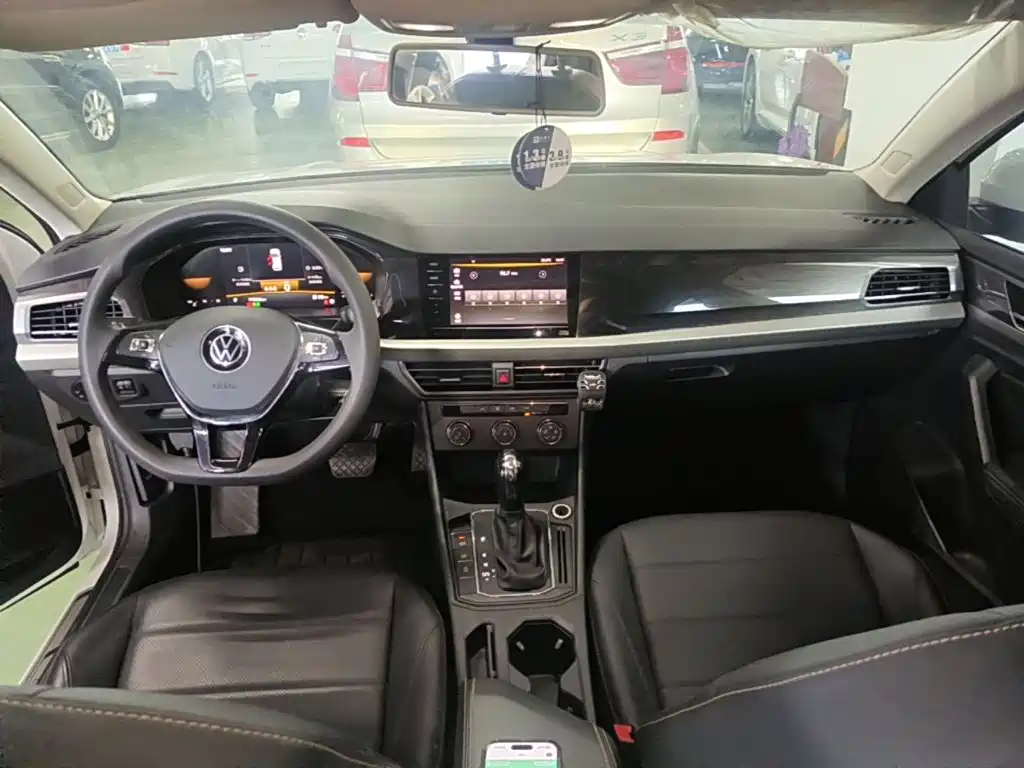 Volkswagen Lavida — миниатюра 10