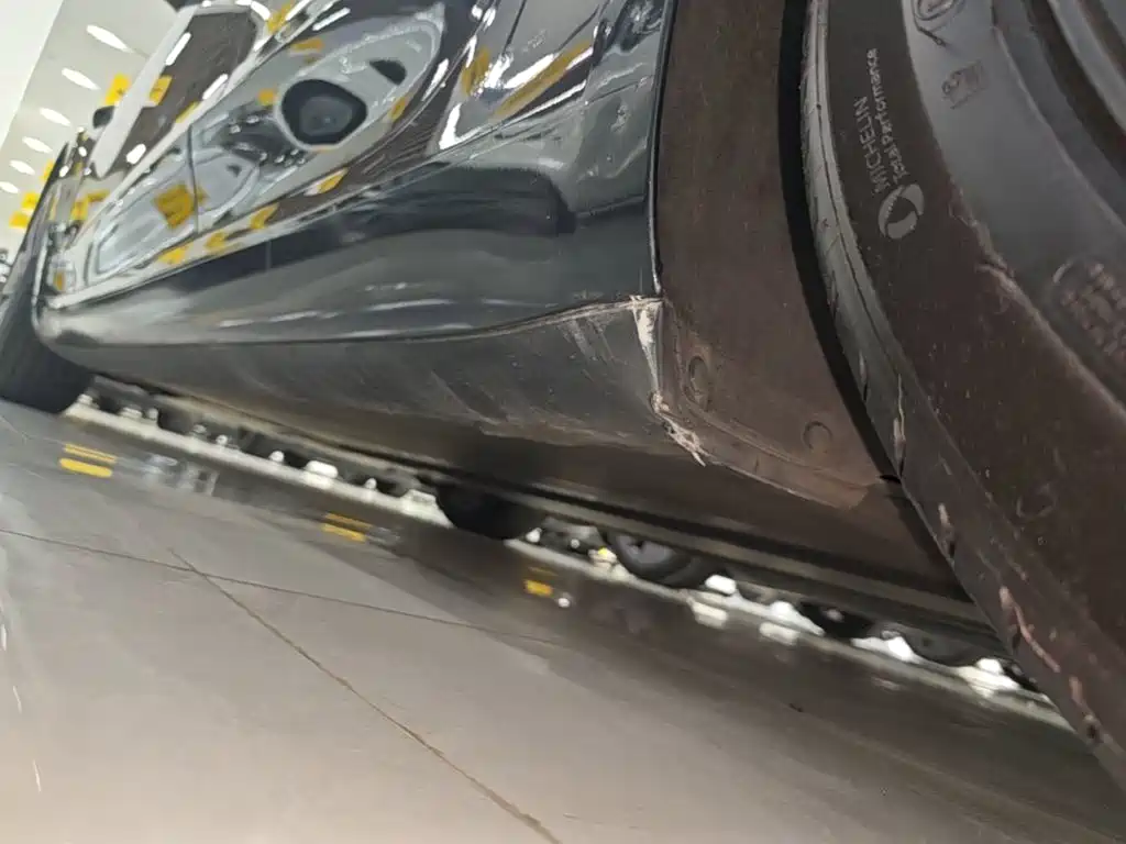 Tesla Model 3 — миниатюра 22