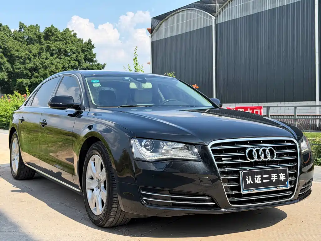 Audi A8 — миниатюра 3