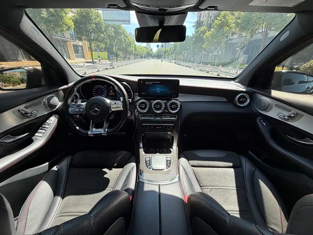 Mercedes-Benz GLC AMG — миниатюра 13