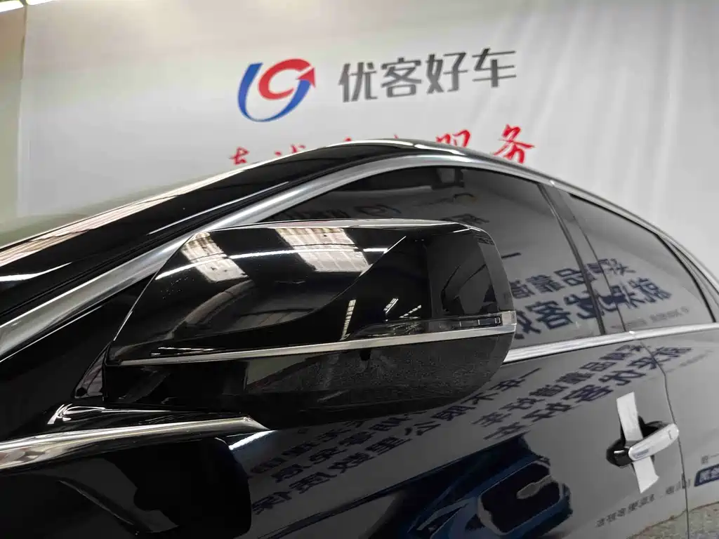 Cadillac XTS — миниатюра 5