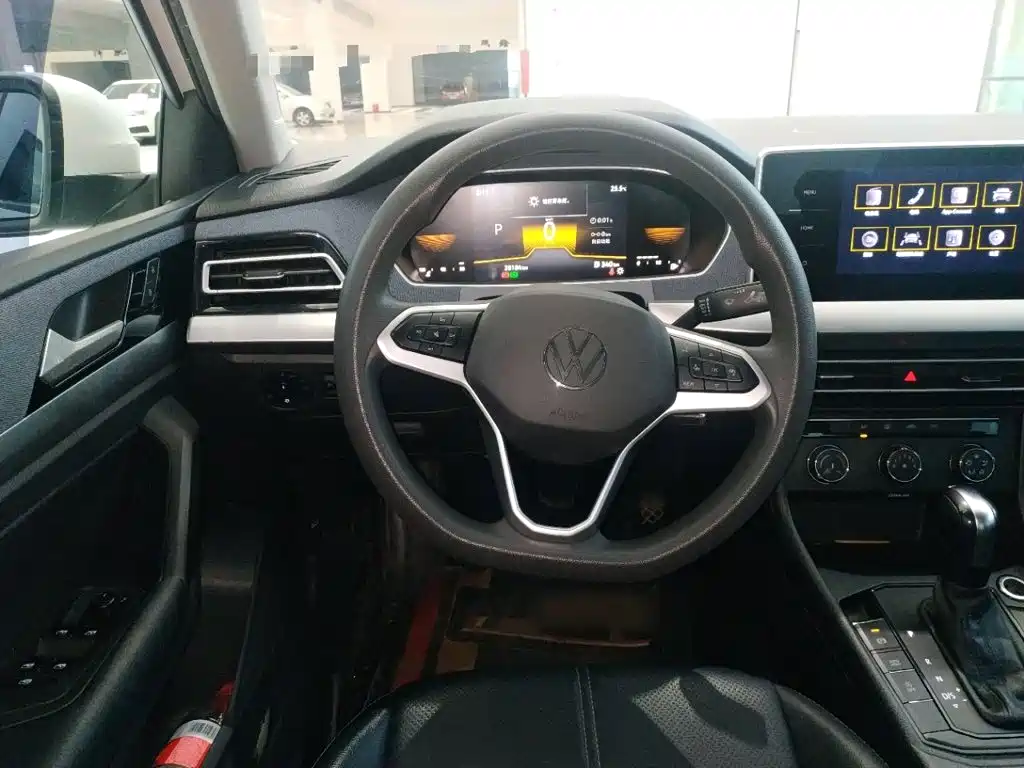 Volkswagen Lavida — миниатюра 11