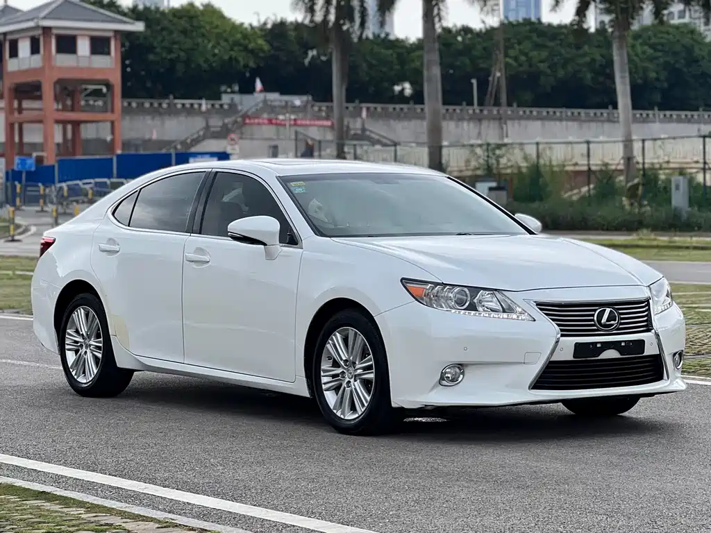 Lexus ES 2014 250 Elite