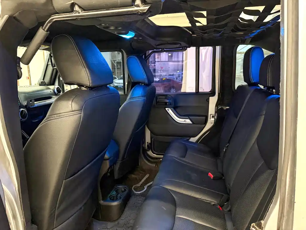 Jeep Wrangler — миниатюра 17