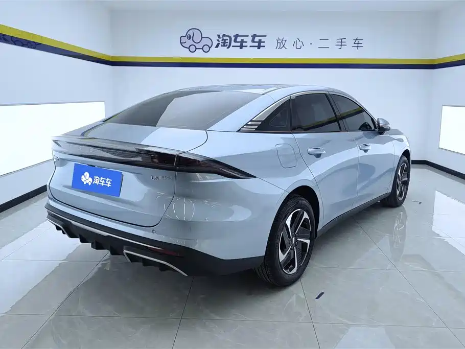 GEELY GALAXY GALAXY L6