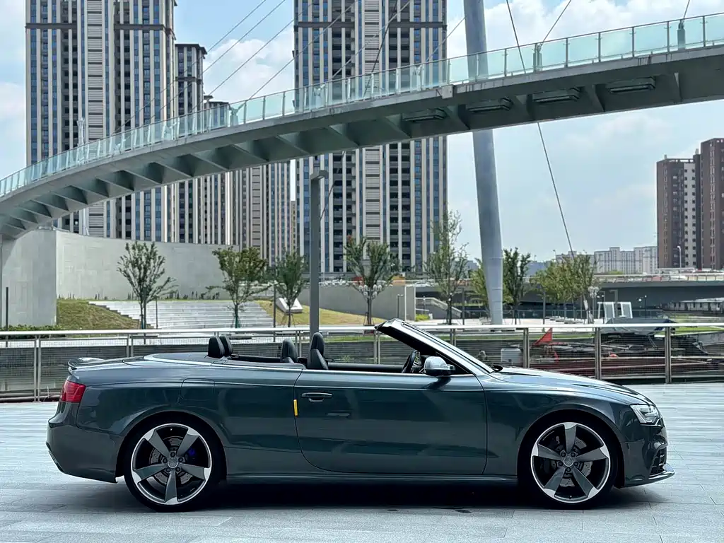 Audi RS 5 2013 RS 5 Cabriolet