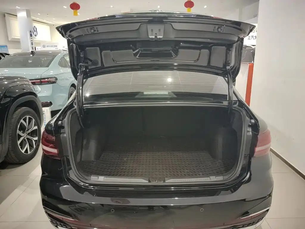 Volkswagen Lavida — миниатюра 19