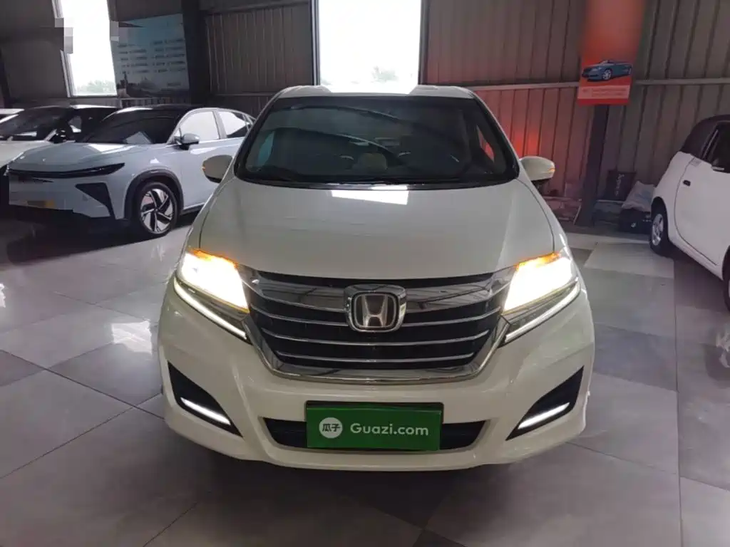 Honda Elysion — миниатюра 3