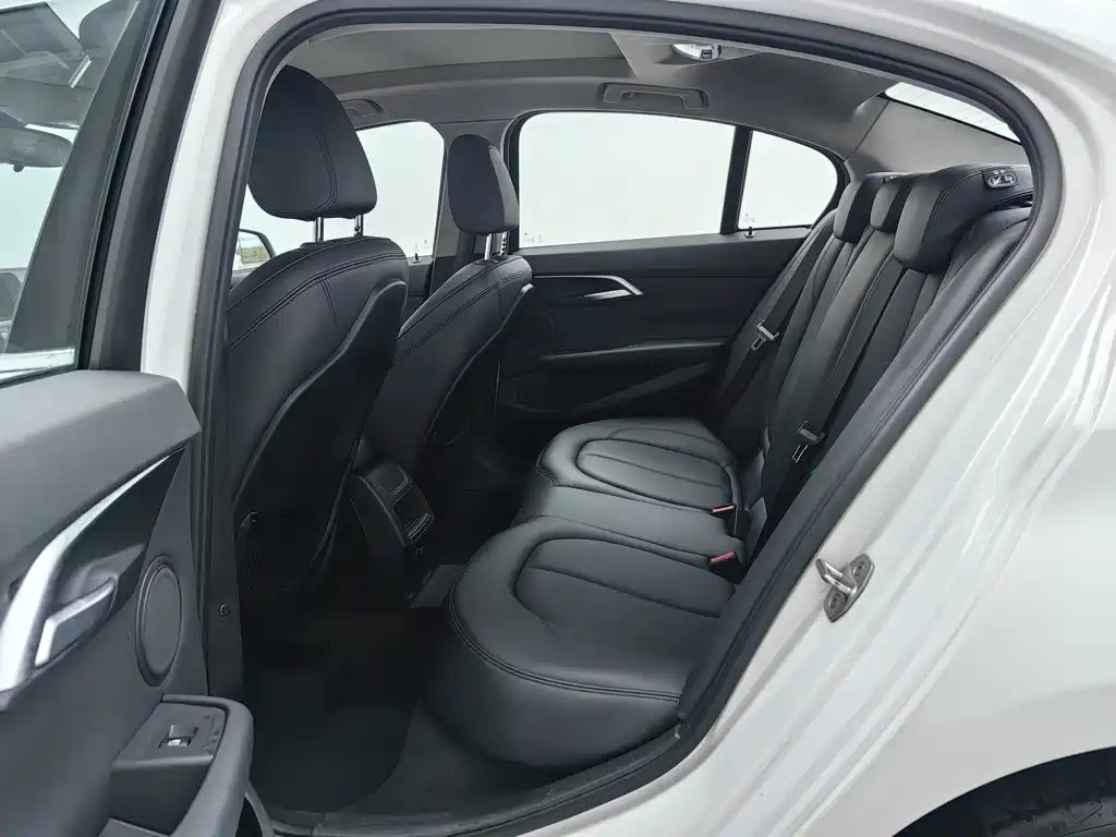 BMW 1 Series — миниатюра 15