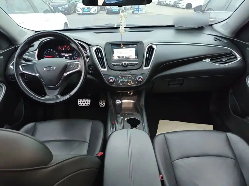 Chevrolet Malibu XL — миниатюра 10
