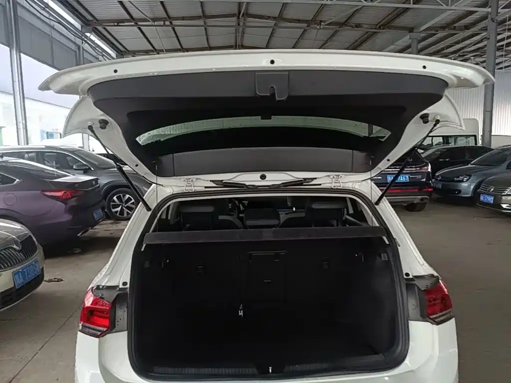 Volkswagen Golf — миниатюра 19
