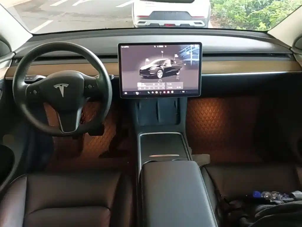 Tesla Model Y — фотографии объявления, Фото 11