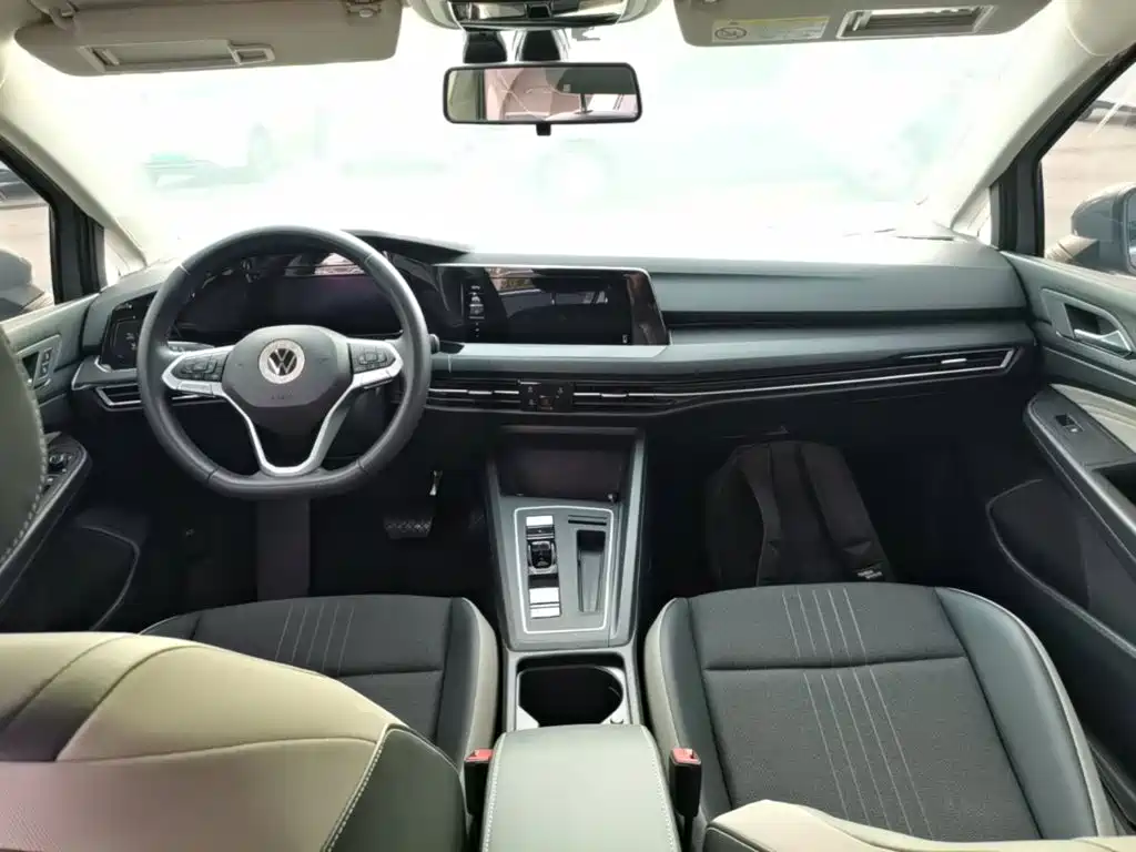 Volkswagen Golf — миниатюра 10