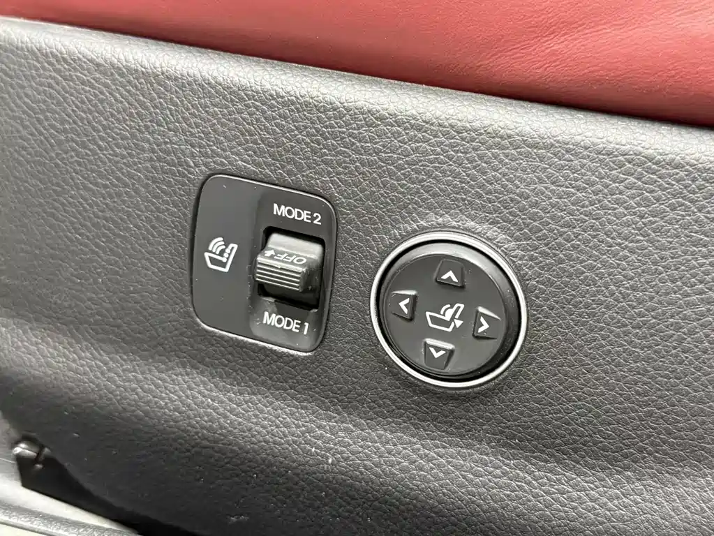 Hyundai Equus — миниатюра 19