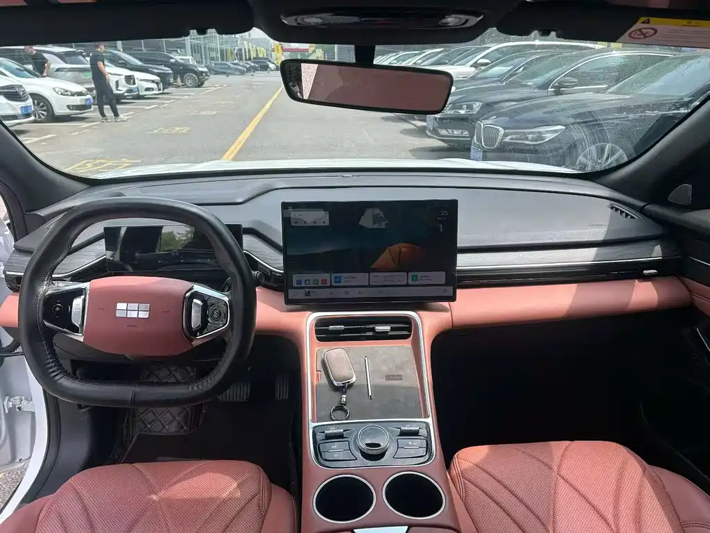 Geely Galaxy Galaxy L6 L6 2025 EM-i 140km
