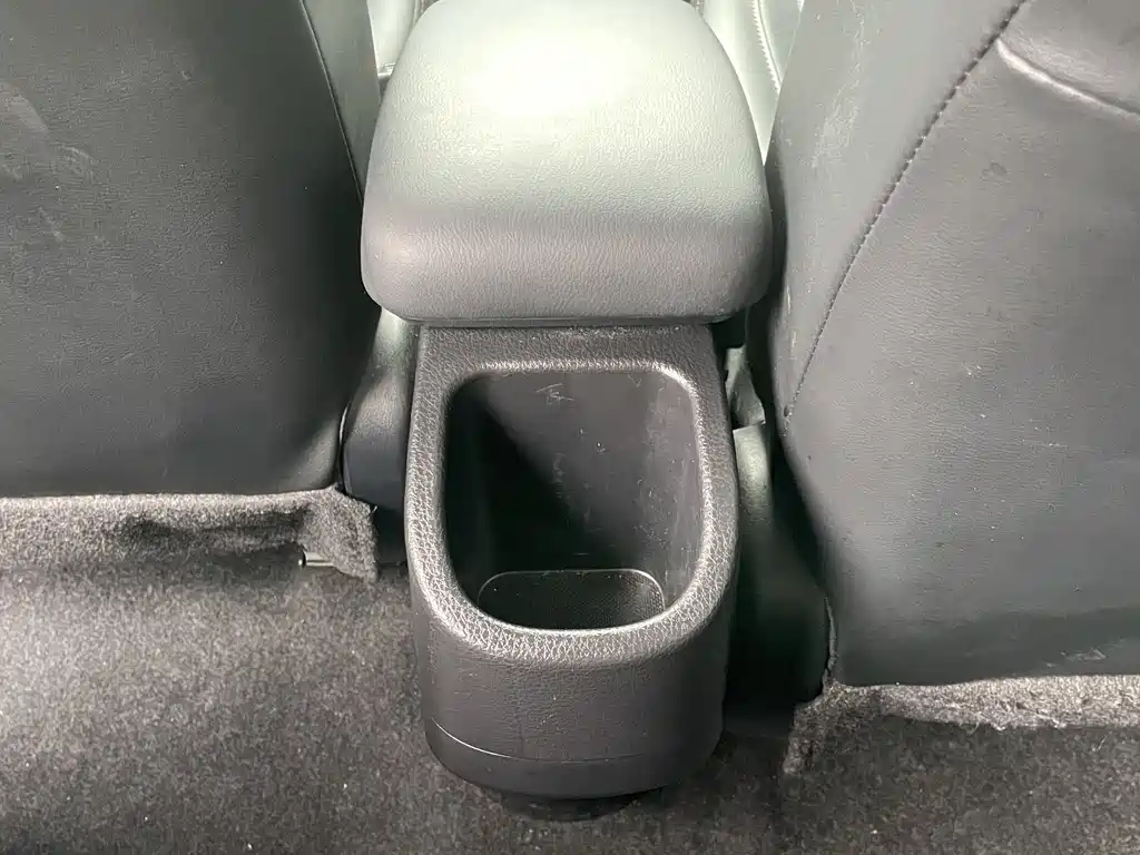 TOYOTA YARIS L ZHIXUAN