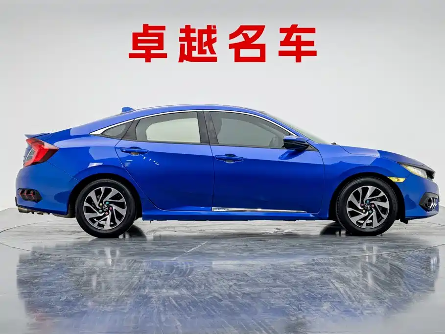 Honda Civic — миниатюра 4