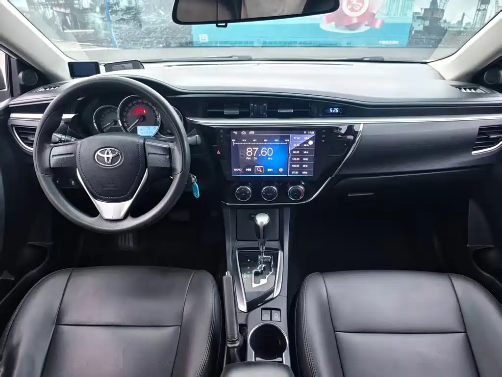 Toyota Corolla — миниатюра 6