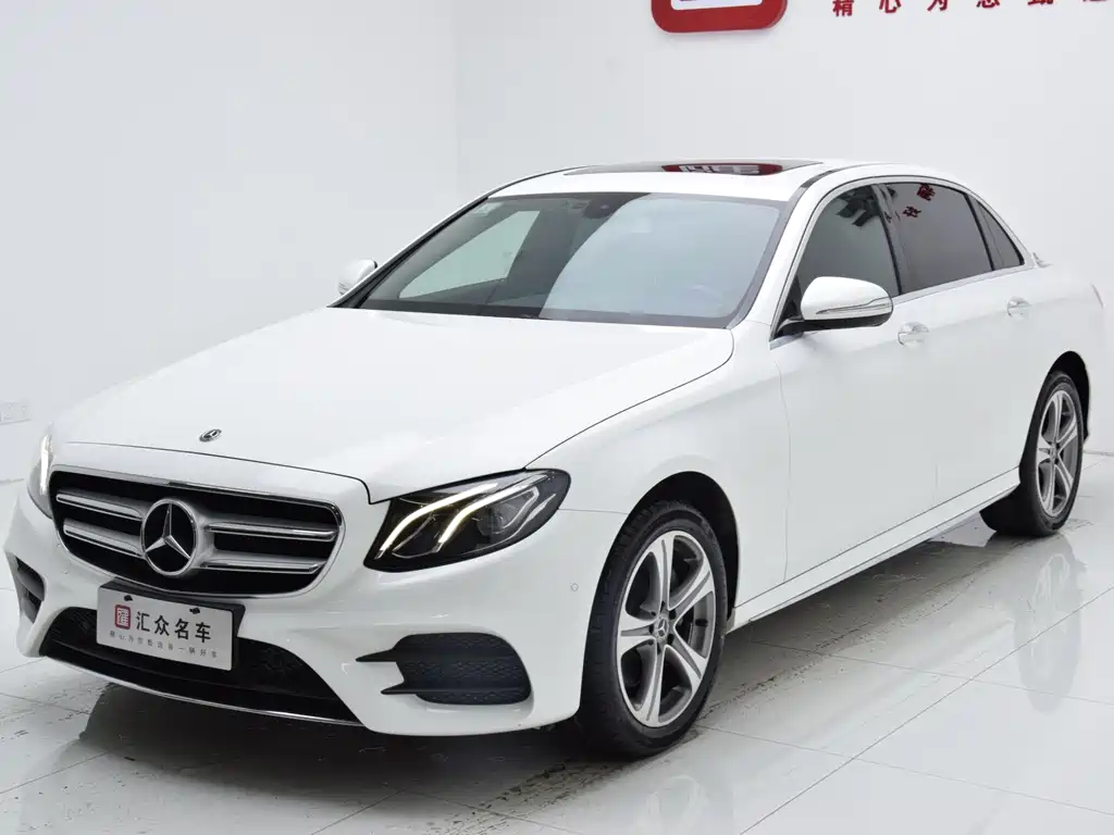 Mercedes-Benz E-Class — миниатюра 4