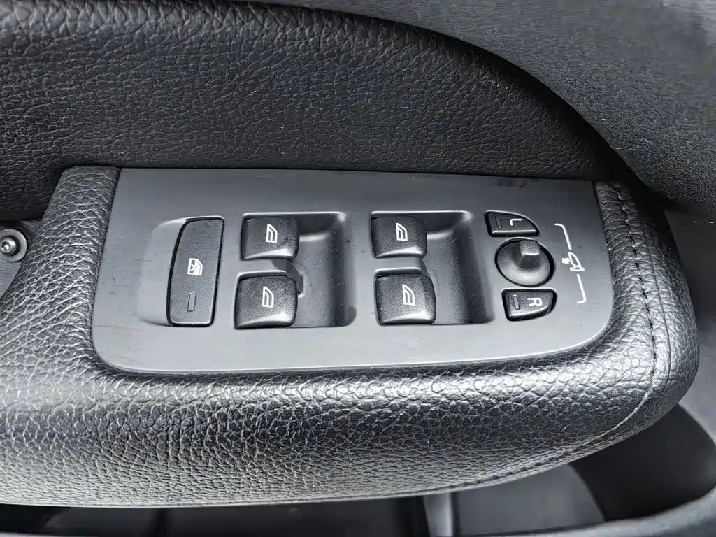 Volvo XC60 — миниатюра 9