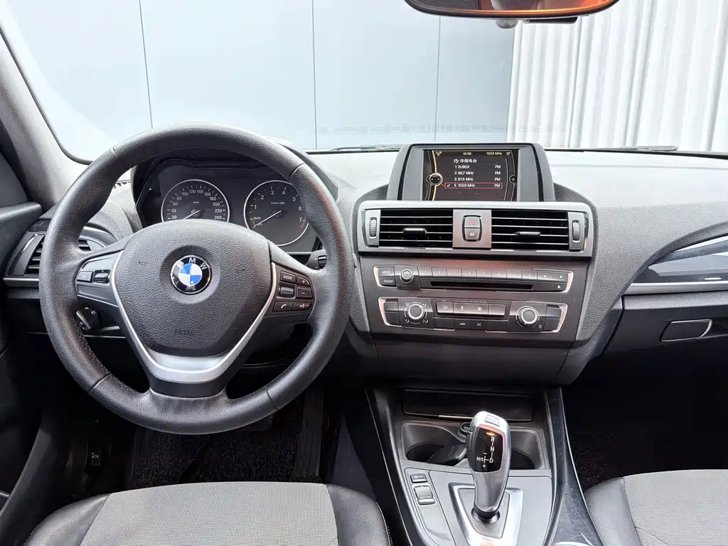 BMW 1 Series (Import) — миниатюра 15