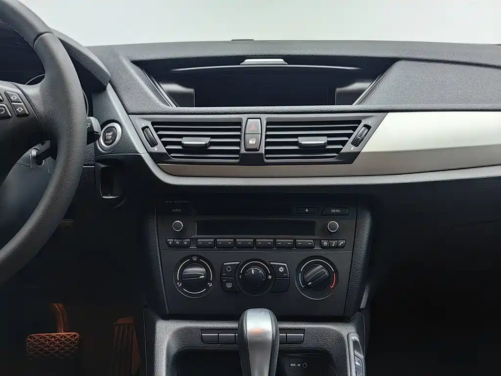 BMW X1 — миниатюра 12