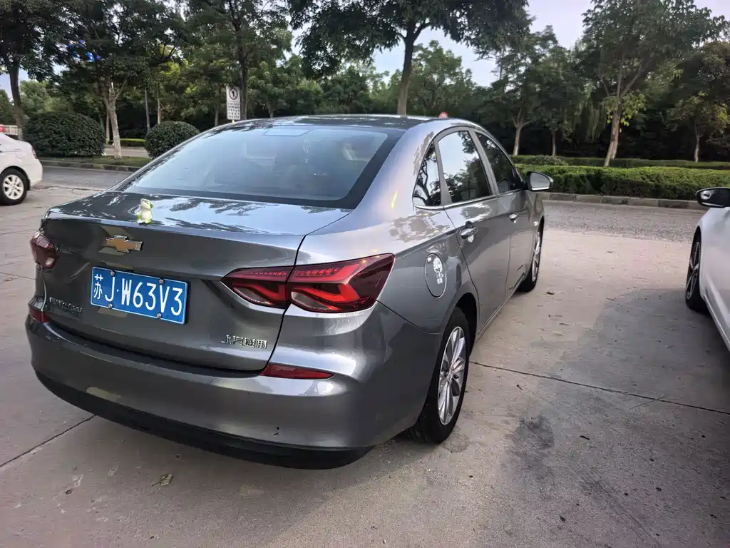 Chevrolet Monza — миниатюра 3