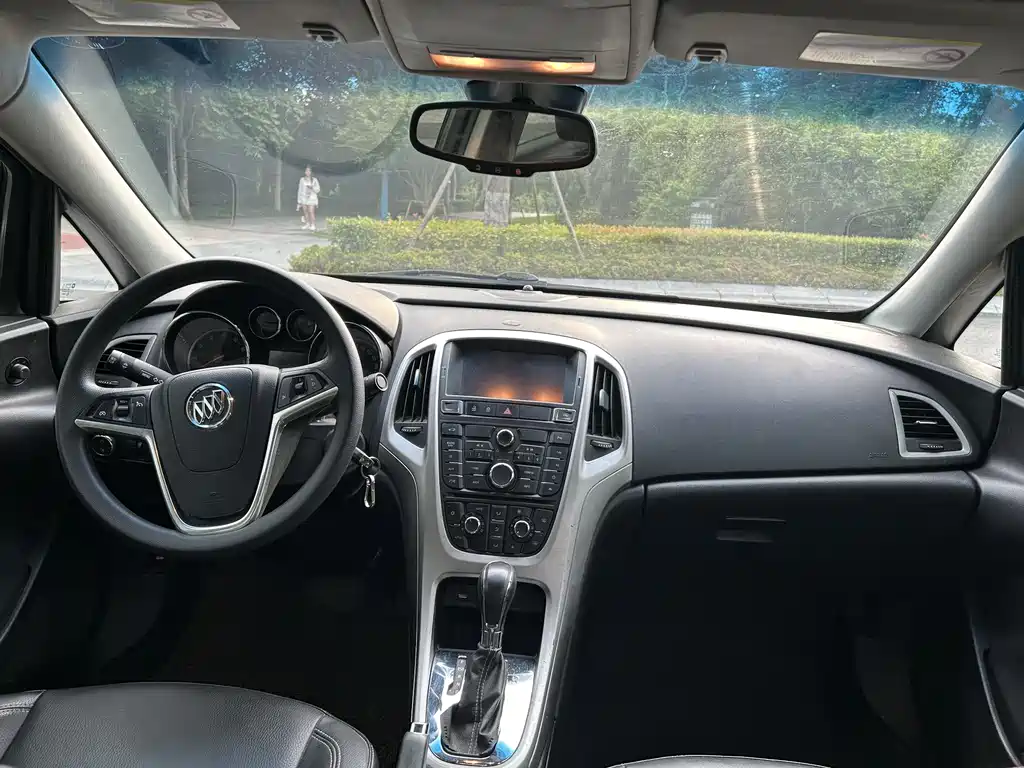 Buick Excelle — фотографии объявления, Фото 10