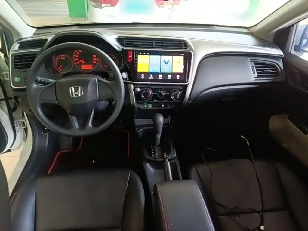 Honda City — миниатюра 10