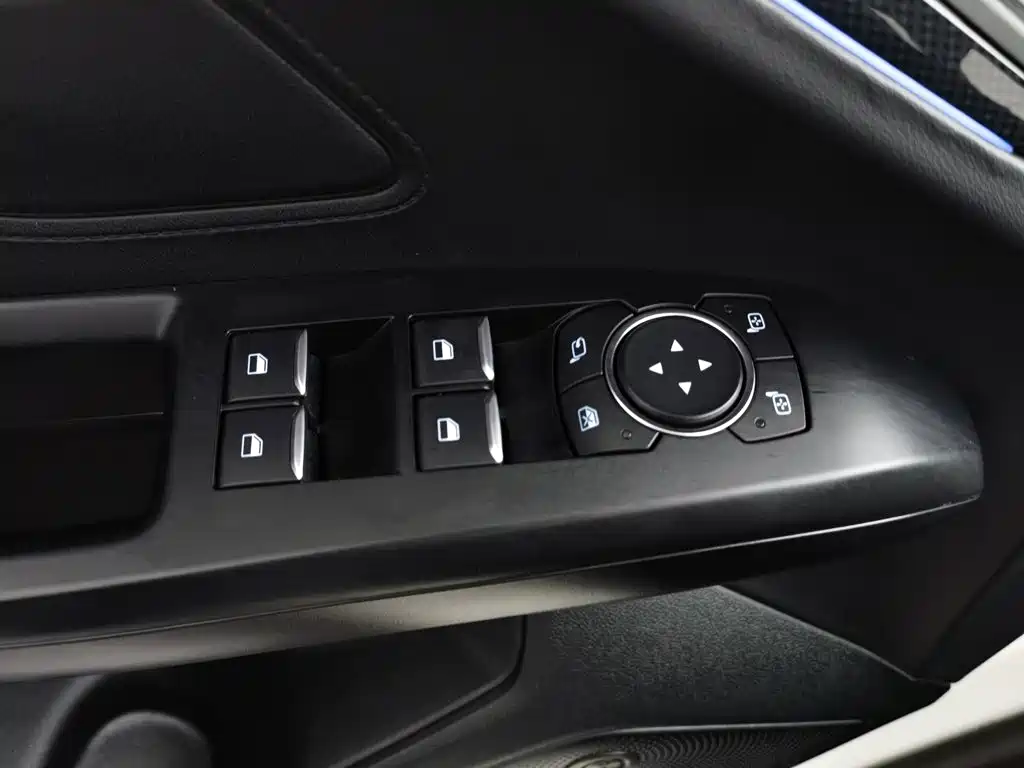 Ford Focus — миниатюра 9