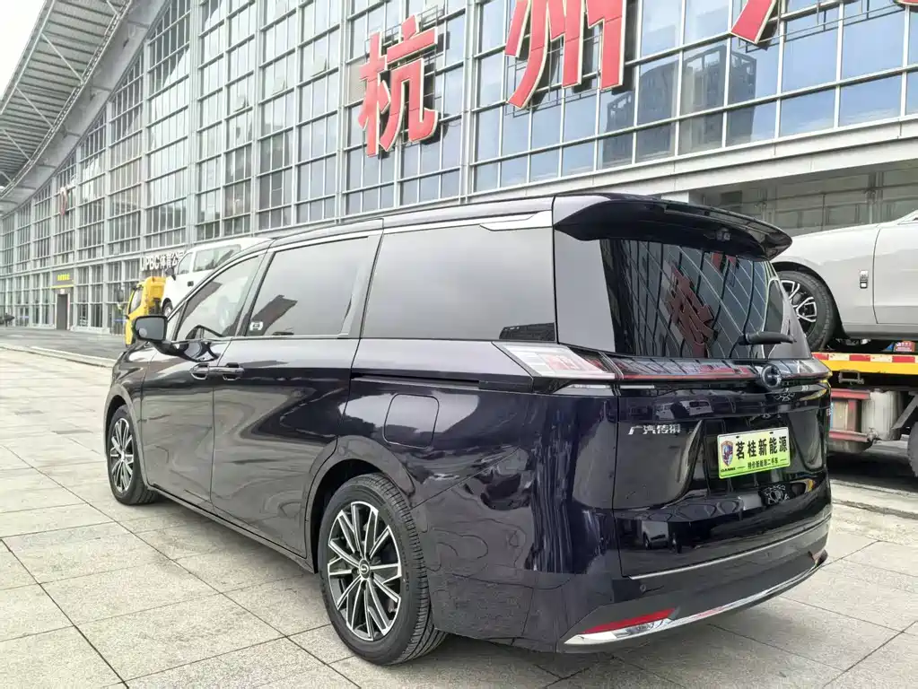 GAC TRUMPCHI E8 NEW ENERGY