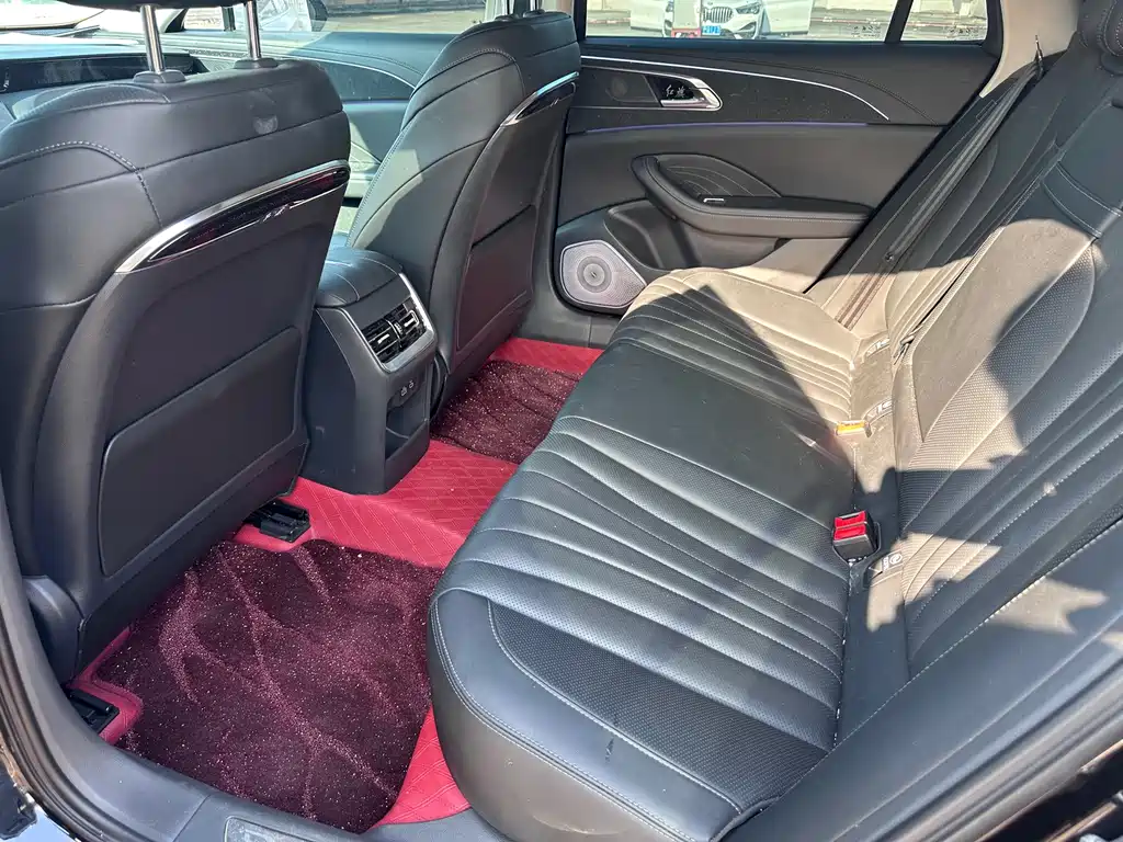 Hongqi Hongqi H5 — миниатюра 8