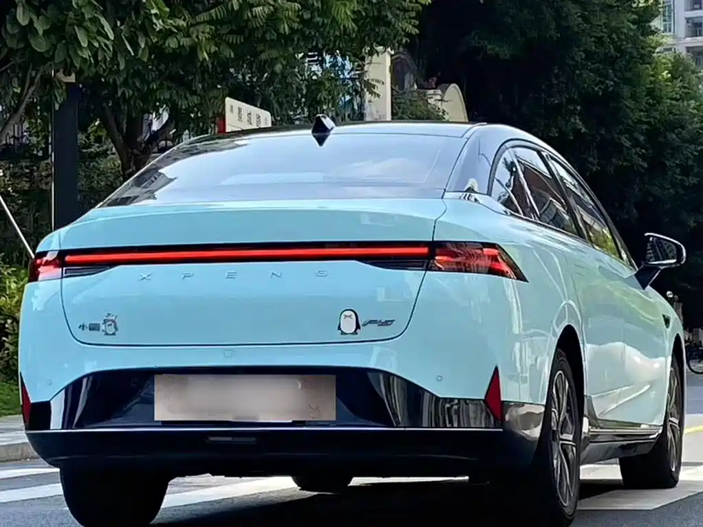 XPeng P5 — миниатюра 20