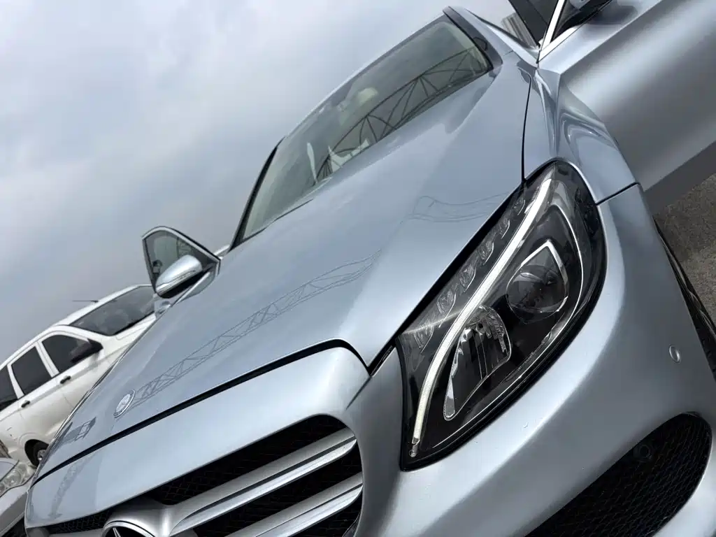 Mercedes-Benz C-Class — миниатюра 16
