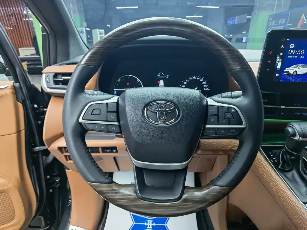 TOYOTA SIENNA
