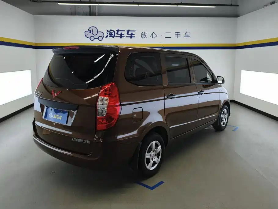 Wuling Hongguang — миниатюра 3