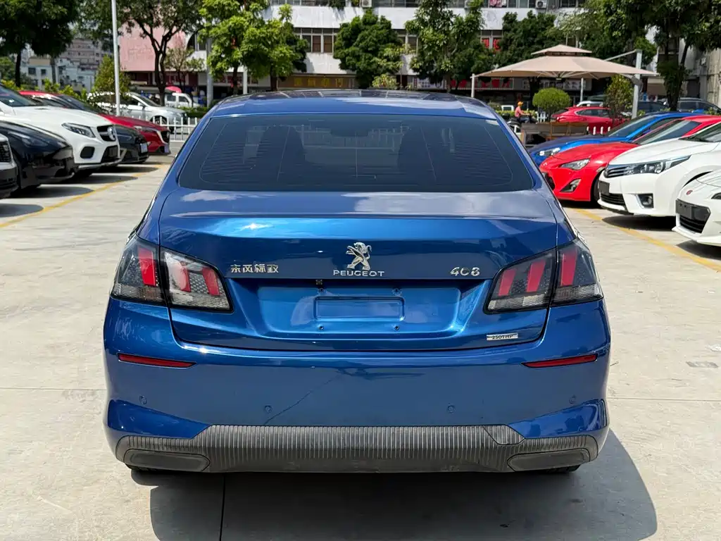 Peugeot 408 — миниатюра 5