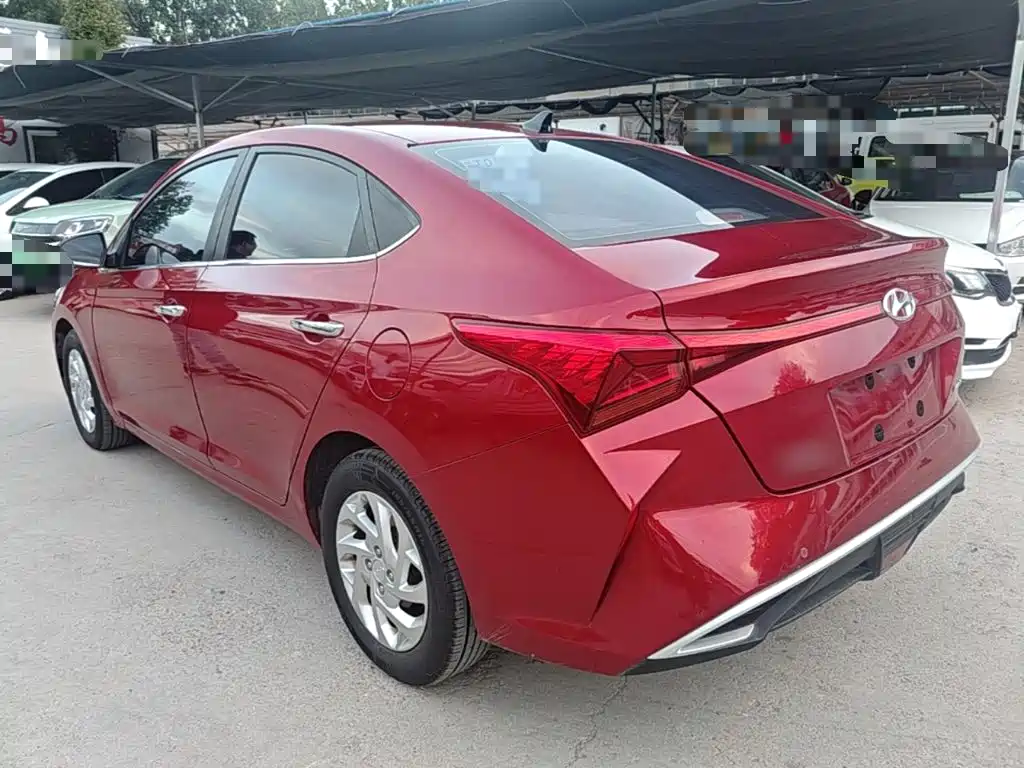 Hyundai Verna — миниатюра 5