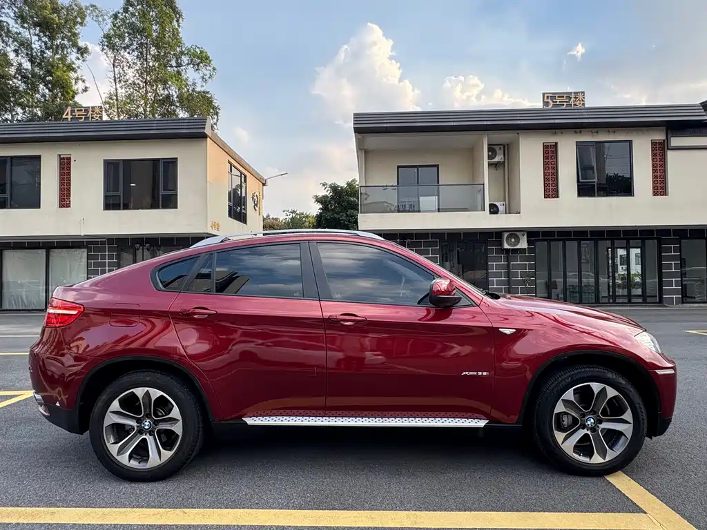 BMW X6 — миниатюра 7