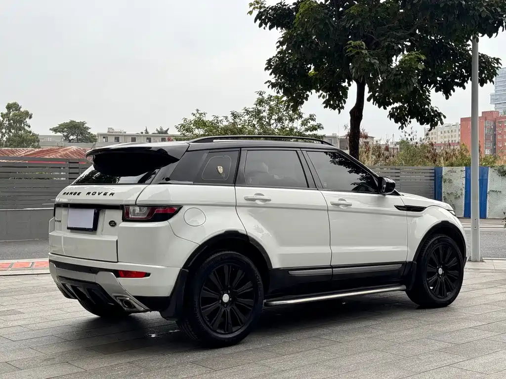 Land Rover Evoque — миниатюра 12