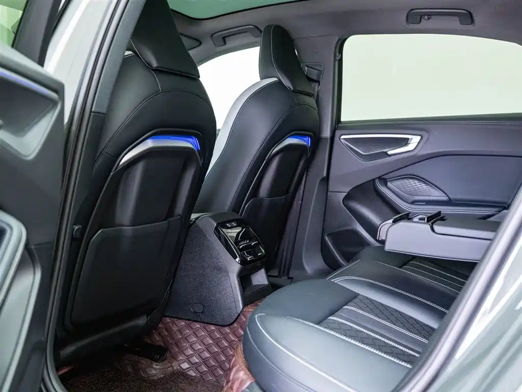 Audi A5L 2026 2.0T Sport