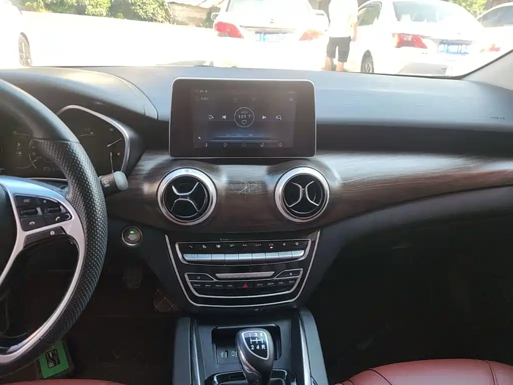 BAIC Senova D50 — миниатюра 13