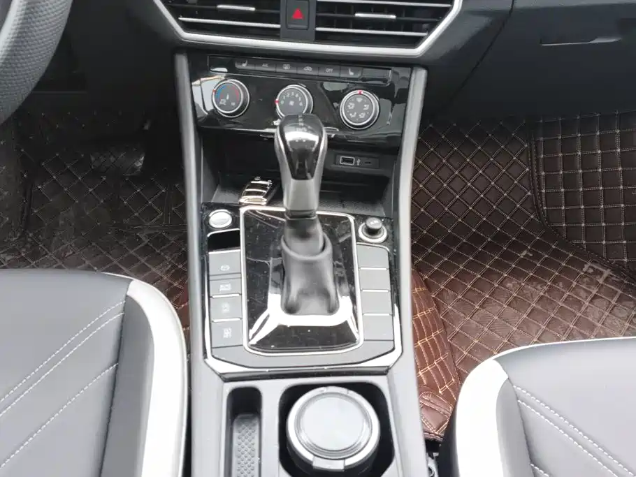 Jetta VA7 — миниатюра 16