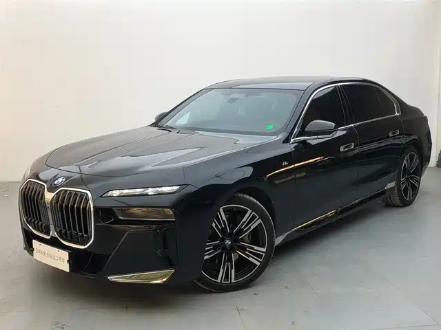 BMW  7 SERIES 2023