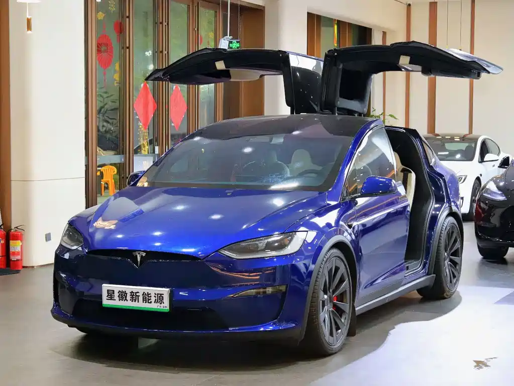 Tesla Model X 2023