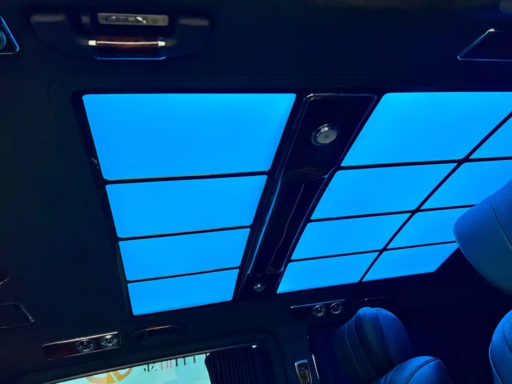 MERCEDES-BENZ V CLASS