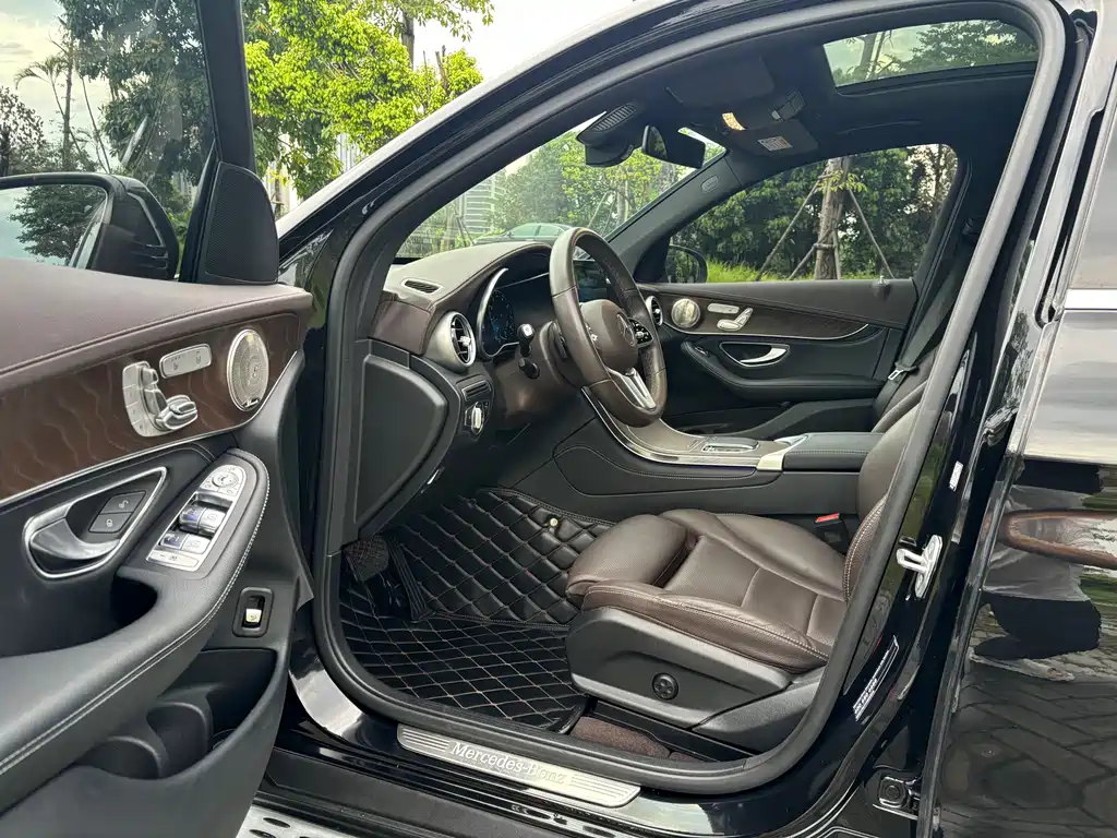Mercedes-Benz GLC 2020 GLC 300 L 4MATIC