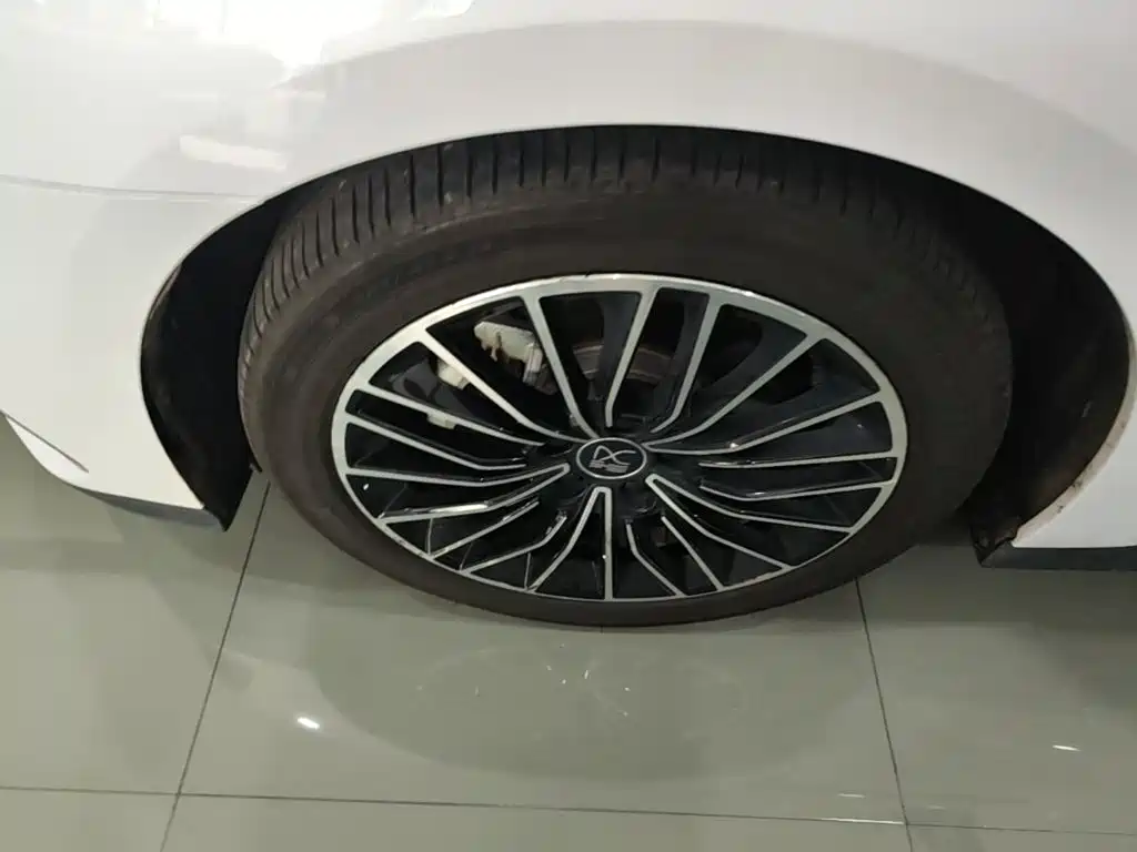 BYD Han — миниатюра 23